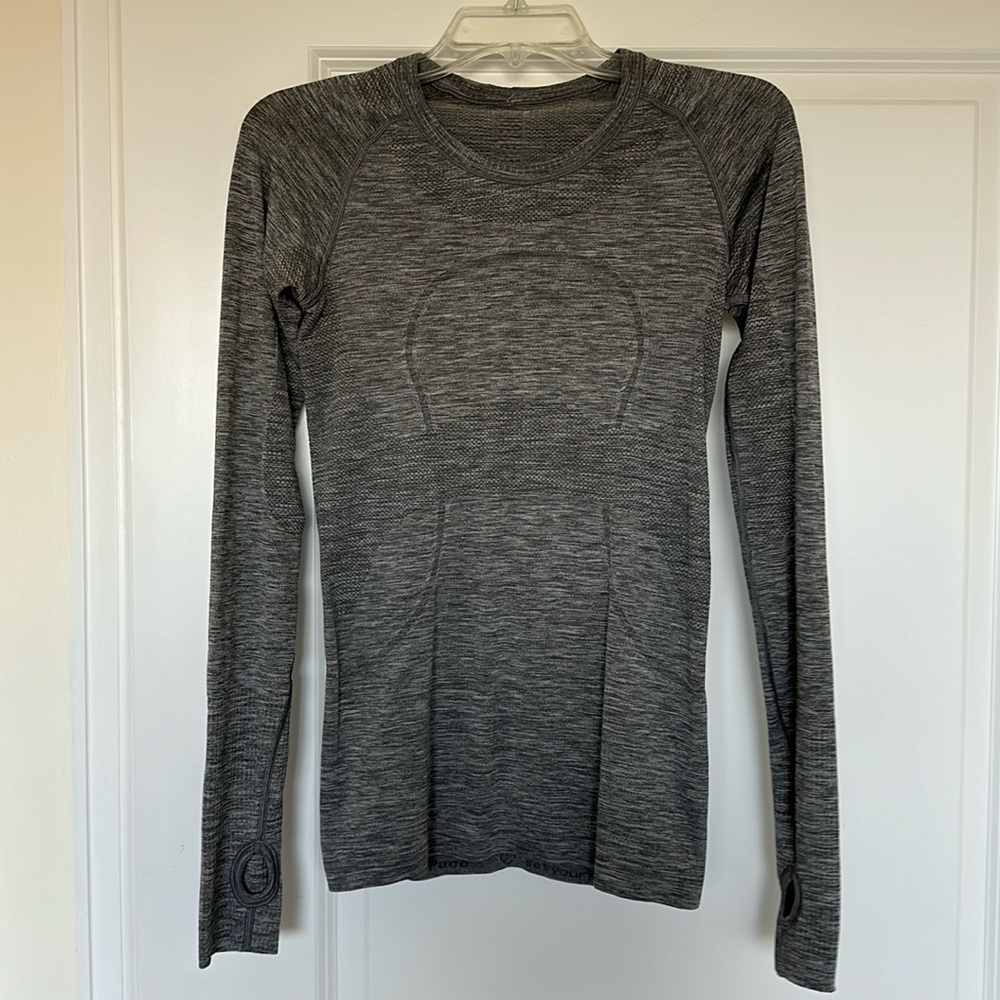 Lululemon Run Swiftly Tech Long Sleeve Hip Length